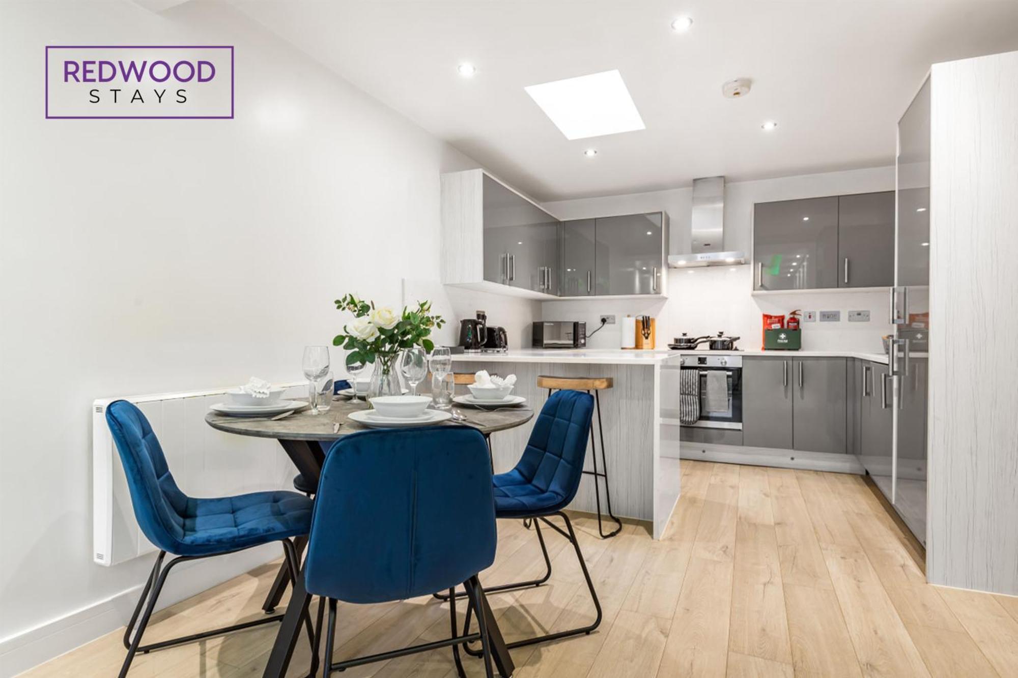 1 Bed 1 Bath Town Center Apartments For Corporates & Contractors, Wifi, Netflix And Parking On Selected Units By Redwood Stays Aldershot Luaran gambar