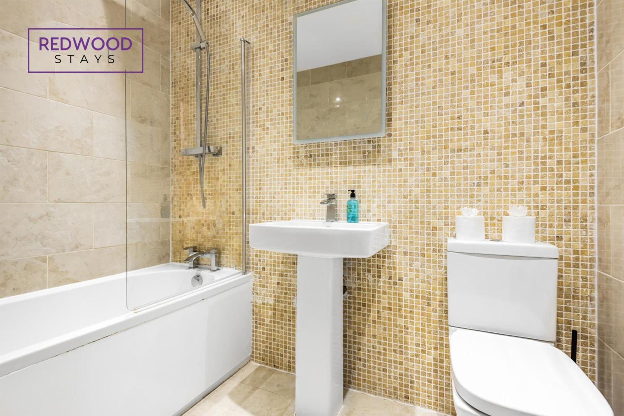 1 Bed 1 Bath Town Center Apartments For Corporates & Contractors, Wifi, Netflix And Parking On Selected Units By Redwood Stays Aldershot Luaran gambar