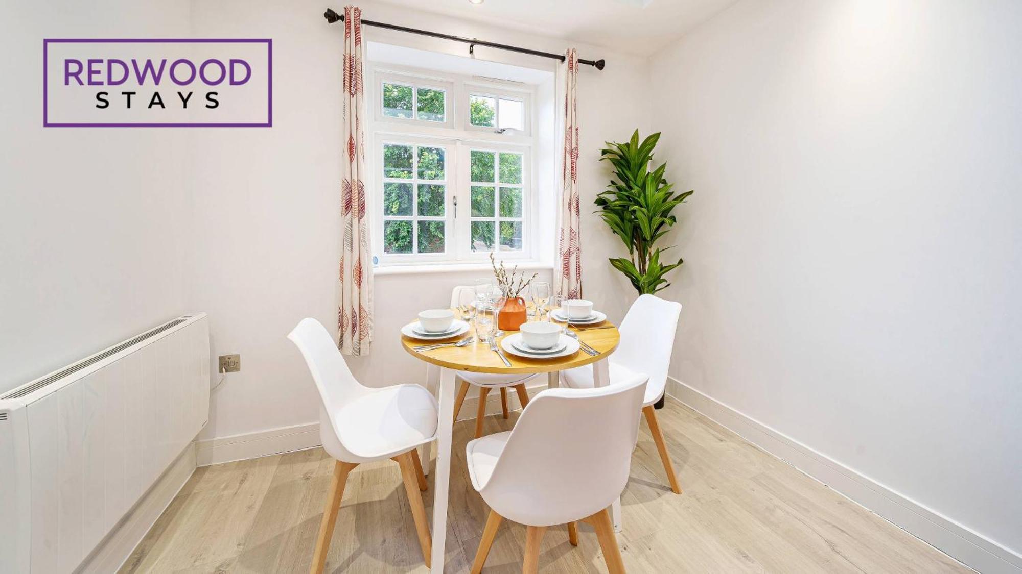 1 Bed 1 Bath Town Center Apartments For Corporates & Contractors, Wifi, Netflix And Parking On Selected Units By Redwood Stays Aldershot Luaran gambar