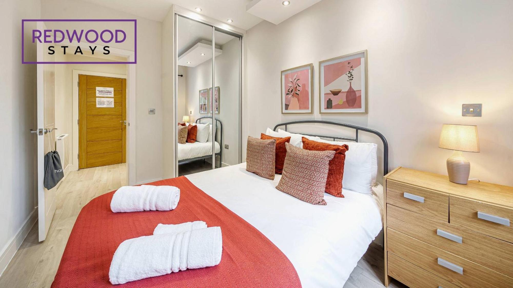1 Bed 1 Bath Town Center Apartments For Corporates & Contractors, Wifi, Netflix And Parking On Selected Units By Redwood Stays Aldershot Luaran gambar